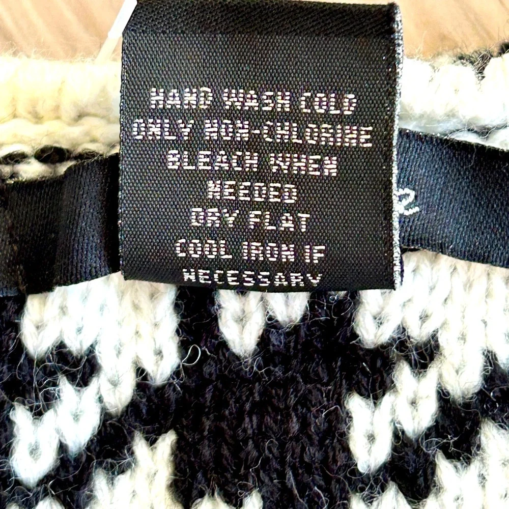 Cejon Houndstooth Infinity Scarf Black White Classic Traditional Staple Timeless